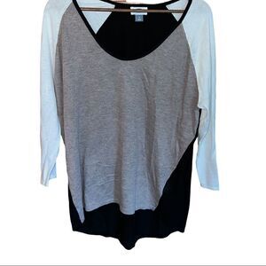 Old Navy High low light weight long sleeved sweater with scoop neck size medium